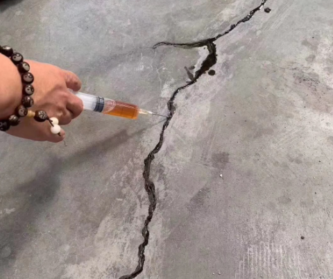 镜湖混凝土裂缝修补技术详解​